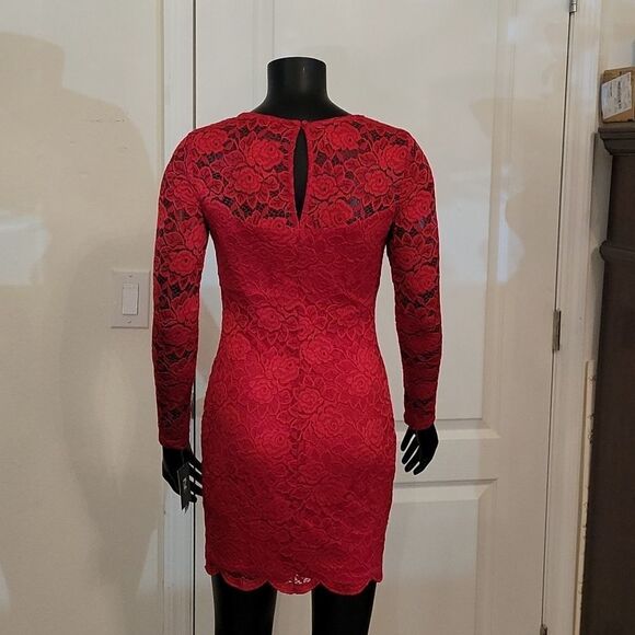 BRAND NEW IZ BYER LONG SLEEVES RED LACE MINI DRESS - Picture 9 of 14